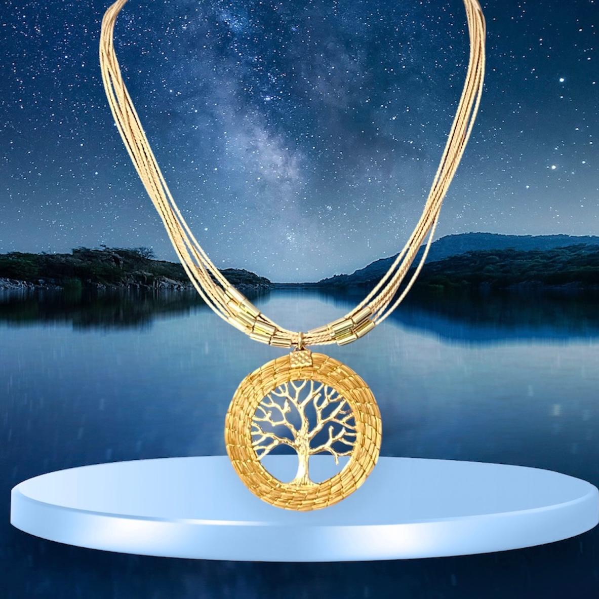 Collier arbre de vie en or végétal du Brésil